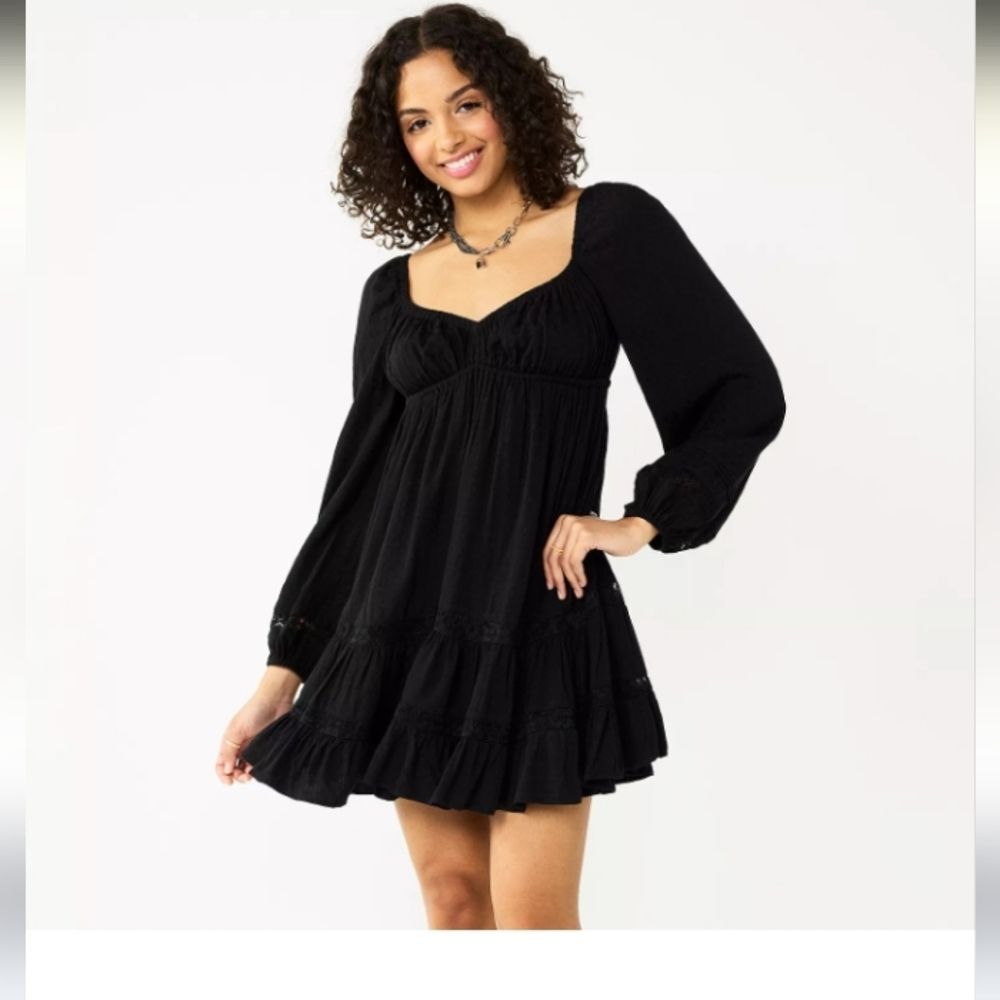 SO Lace Inset Black Tiered Long Sleeve Skating Dress M
